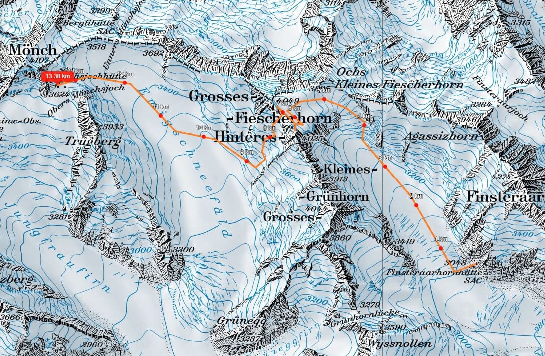 8. Juli - Von der Hütte auf das Hintere Fiescherhorn (4'025m), Abstieg auf das Ewige Schneefeld und Zustieg zur Mönchsjochhütte (total 10.5h)